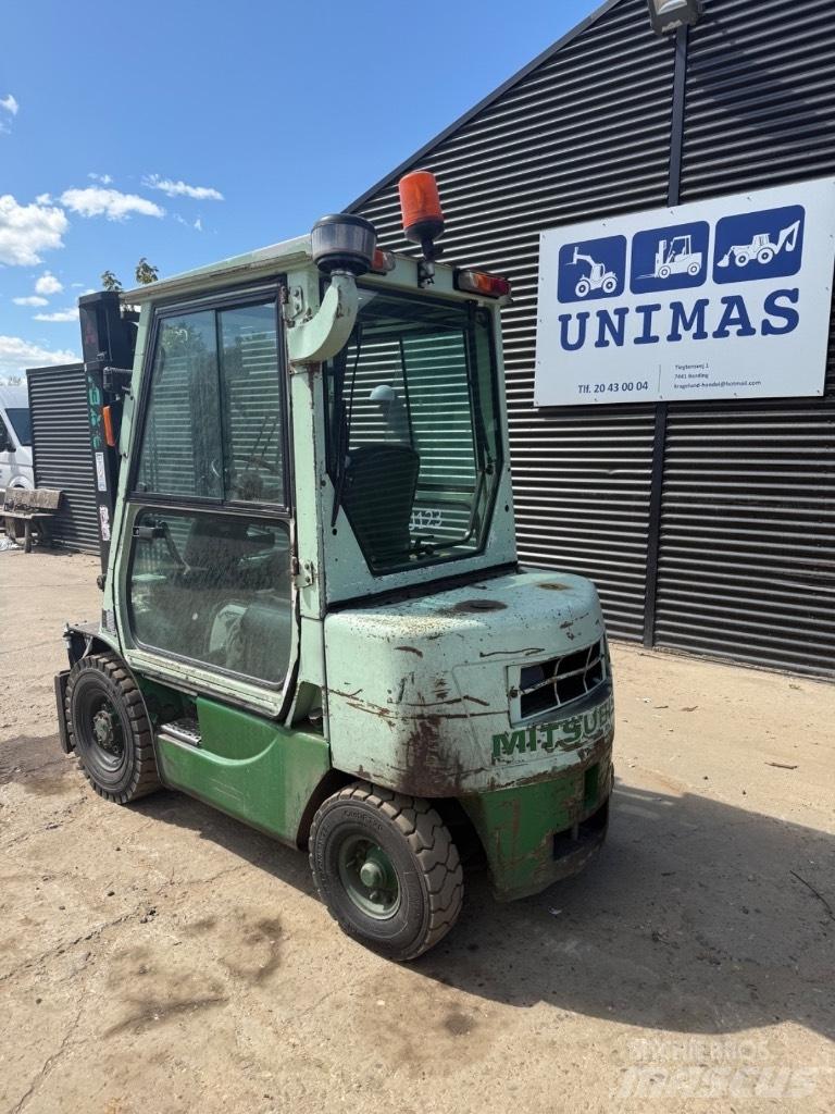 Mitsubishi FD 25 Diesel Trucker