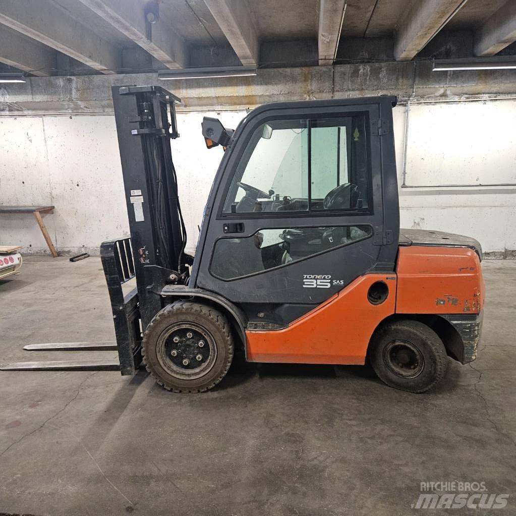 Toyota 52-8FDJF35 Diesel Trucker