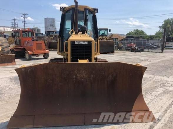 CAT D 5 G XL Dozere Beltegående