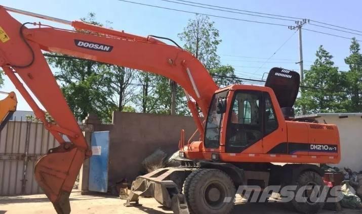 Doosan DH210W Hjulgravere