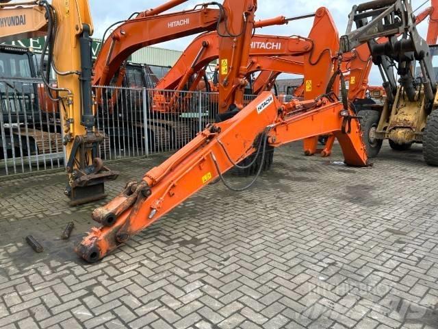 Hitachi ZX 130 Traktorgravere