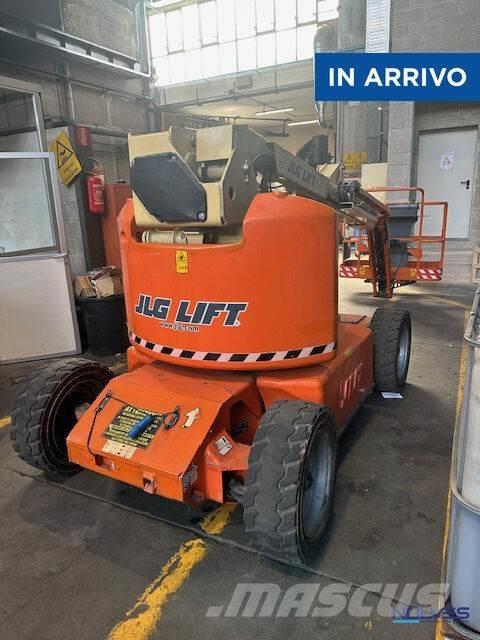 JLG E450AJ Leddede bomlifter