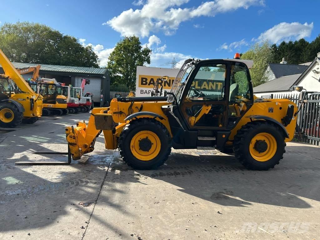 JCB 535-125 Hiviz Teleskoplastere