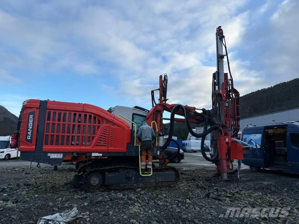 Sandvik DX 800I Borerigger