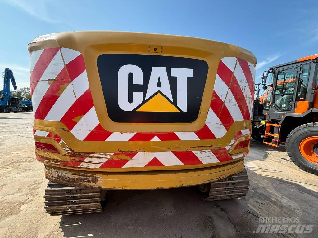 CAT 320 Highreach Gravemaskiner for riving
