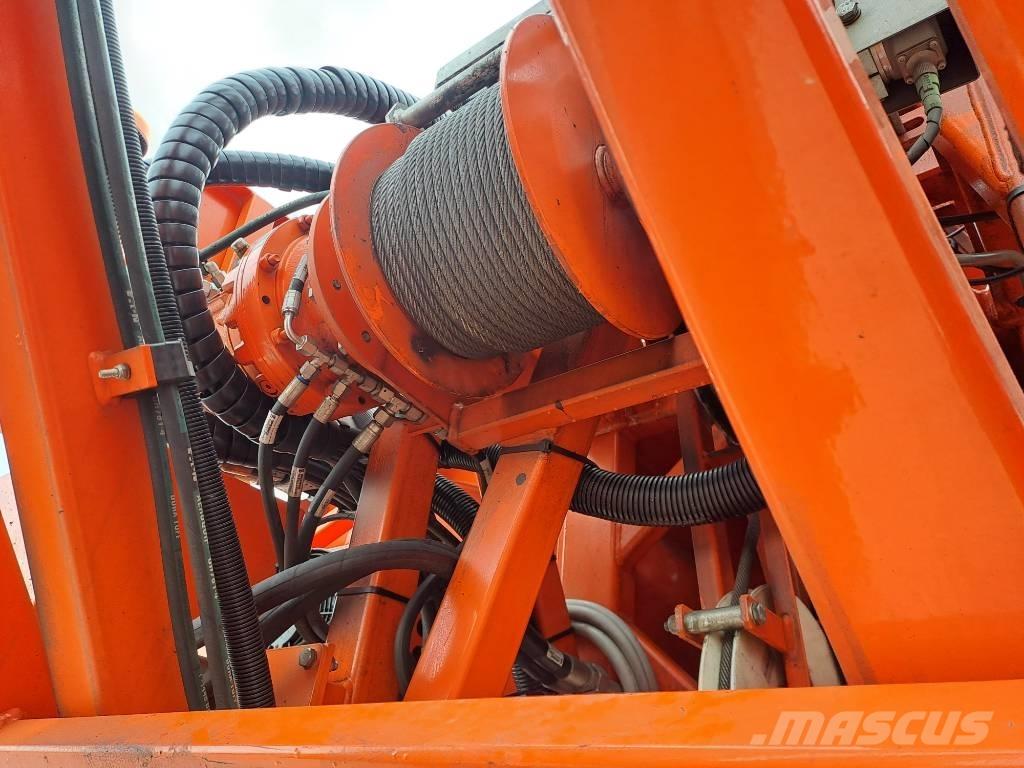 Spierings SK597 AT4 Selvreisende tårnkran