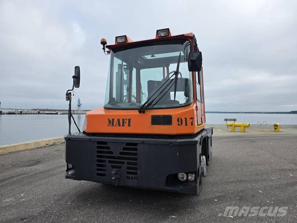 Mafi MT 32 R 4X4 Terminaltraktor
