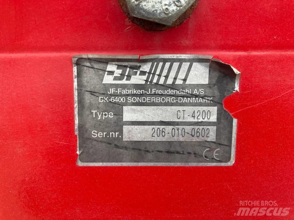 JF CT 4200 Selvlastende vogner