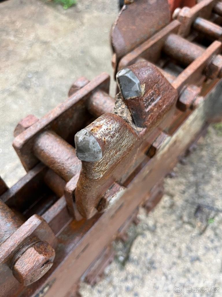 Ditch Witch RT80Q Kjedegravere