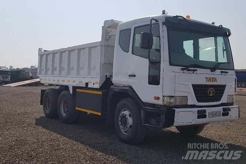 Tata Novus 3434 Andre lastebiler