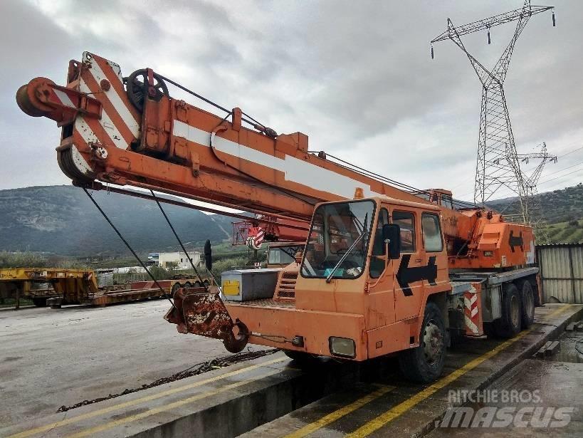 Kato NK 20B Allterreng kraner