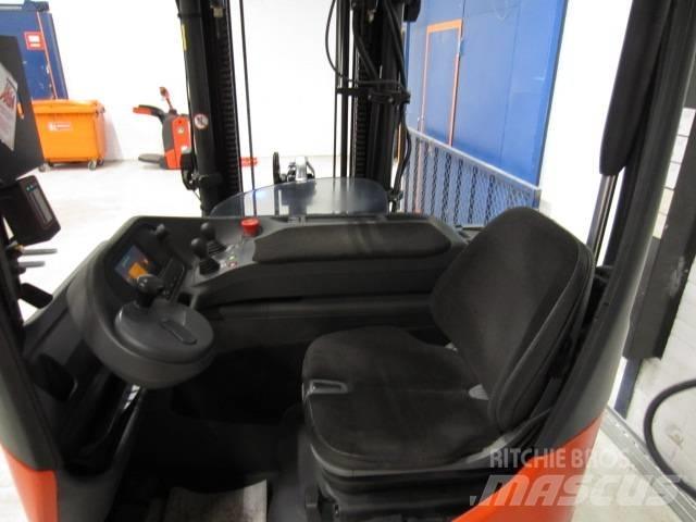 Linde R16G Skyvemasttruck