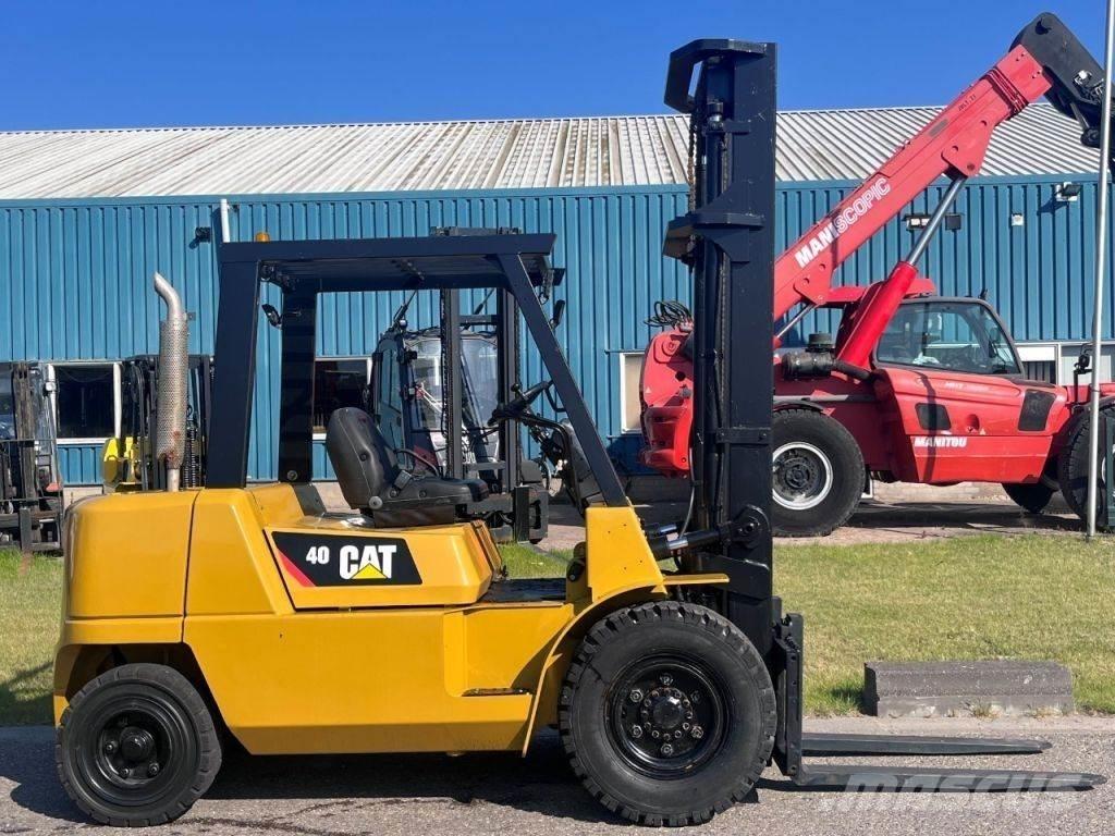 CAT DP40K2 Diesel Trucker