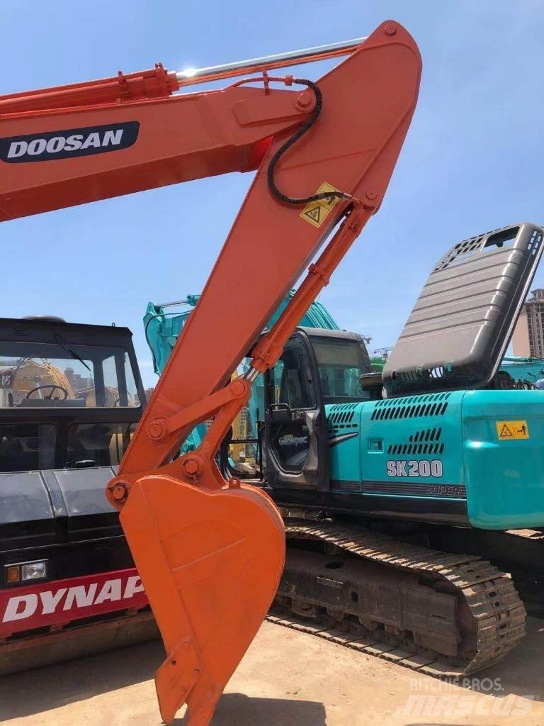 Doosan DH220LC-7 Beltegraver