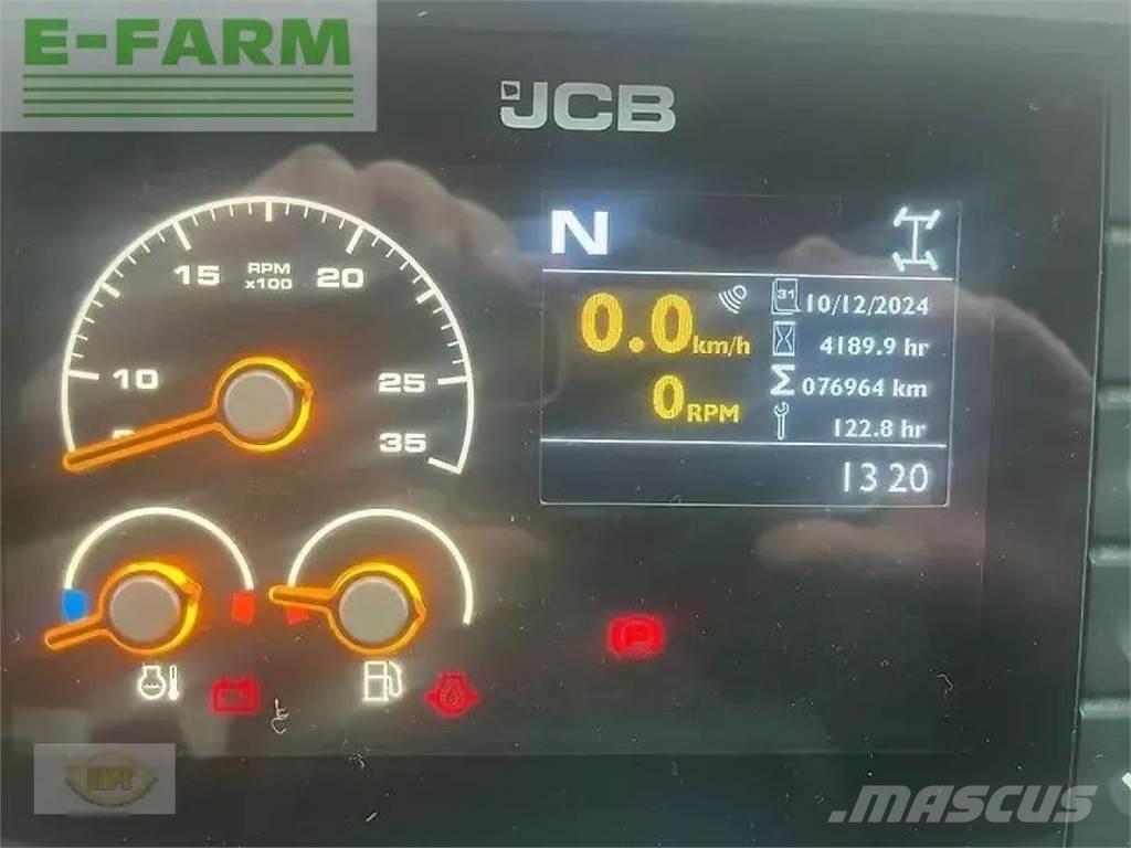 JCB fastrac 4220 Traktorer