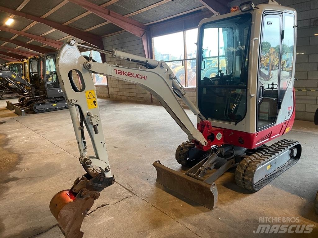 Takeuchi TB216 Minigravere <7t