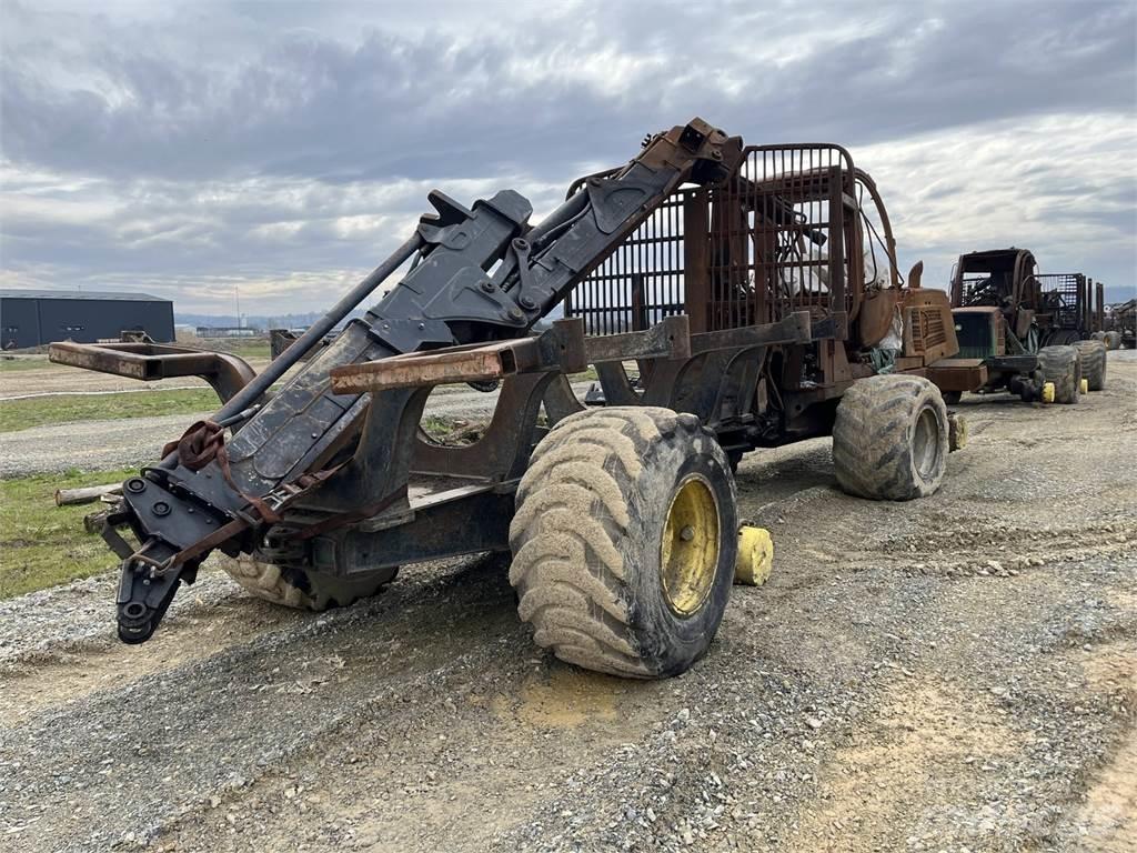 John Deere 1210E Lassbærere