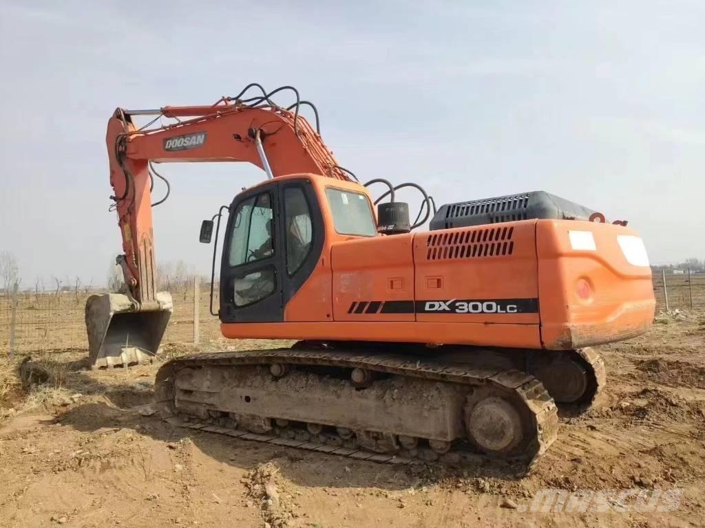 Doosan DX300LC Beltegraver
