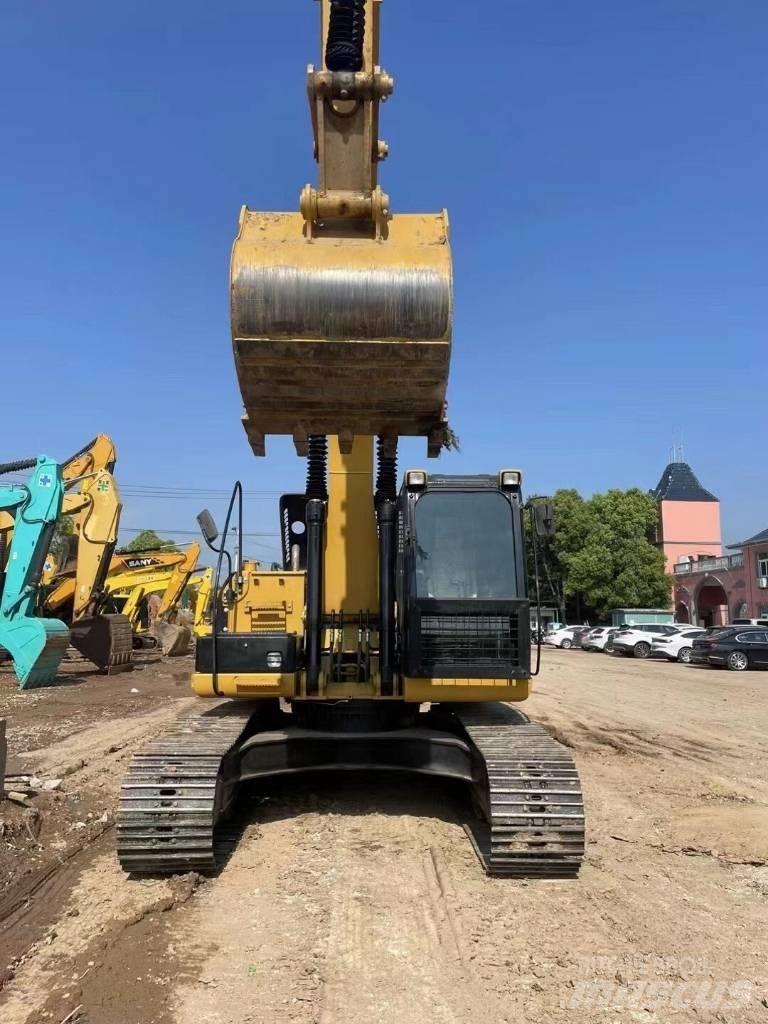 CAT 323 D Beltegraver