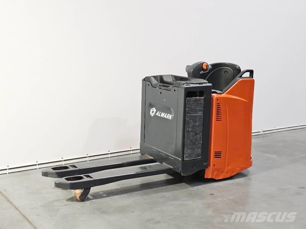 Linde T20SP Lavtløftende truck med platform