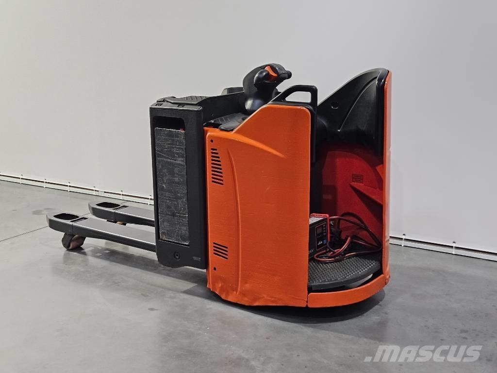 Linde T20SP Lavtløftende truck med platform