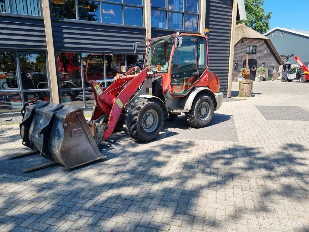 Komatsu WA 70-5 Hjullastere