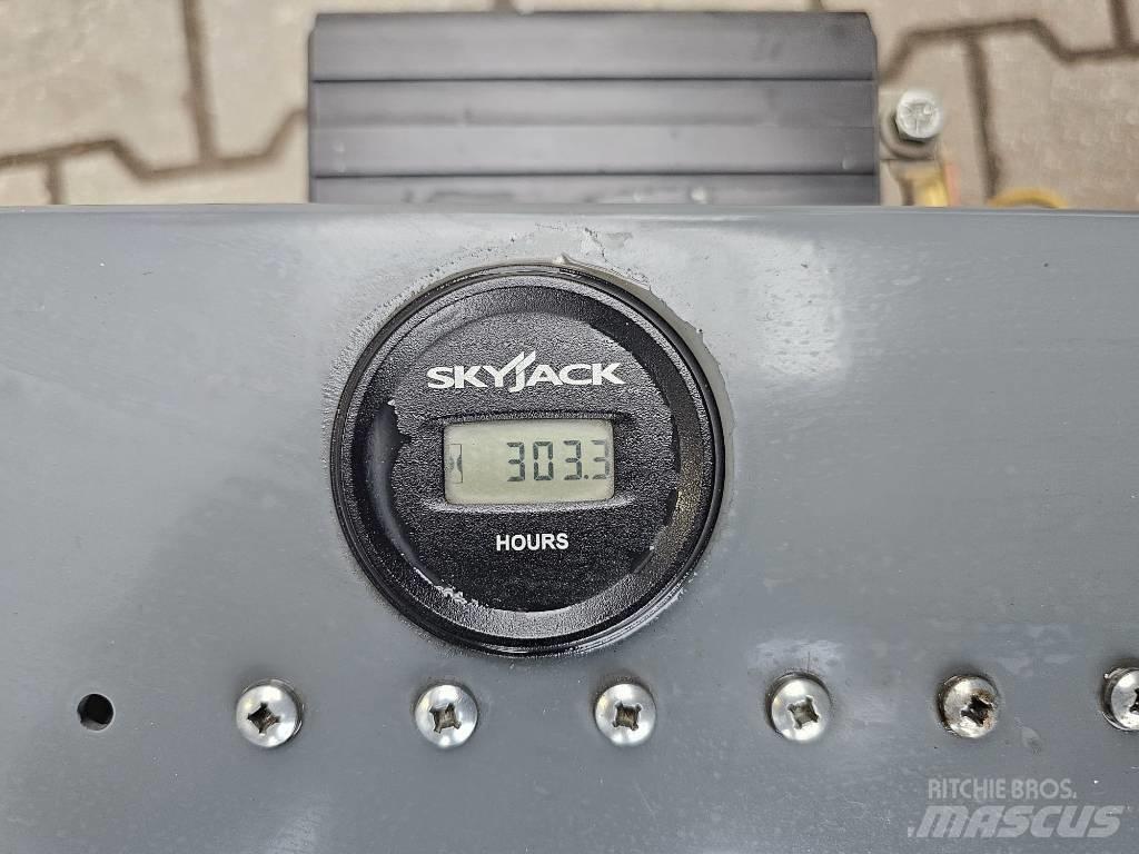 SkyJack SJ III4632 Sakselifter