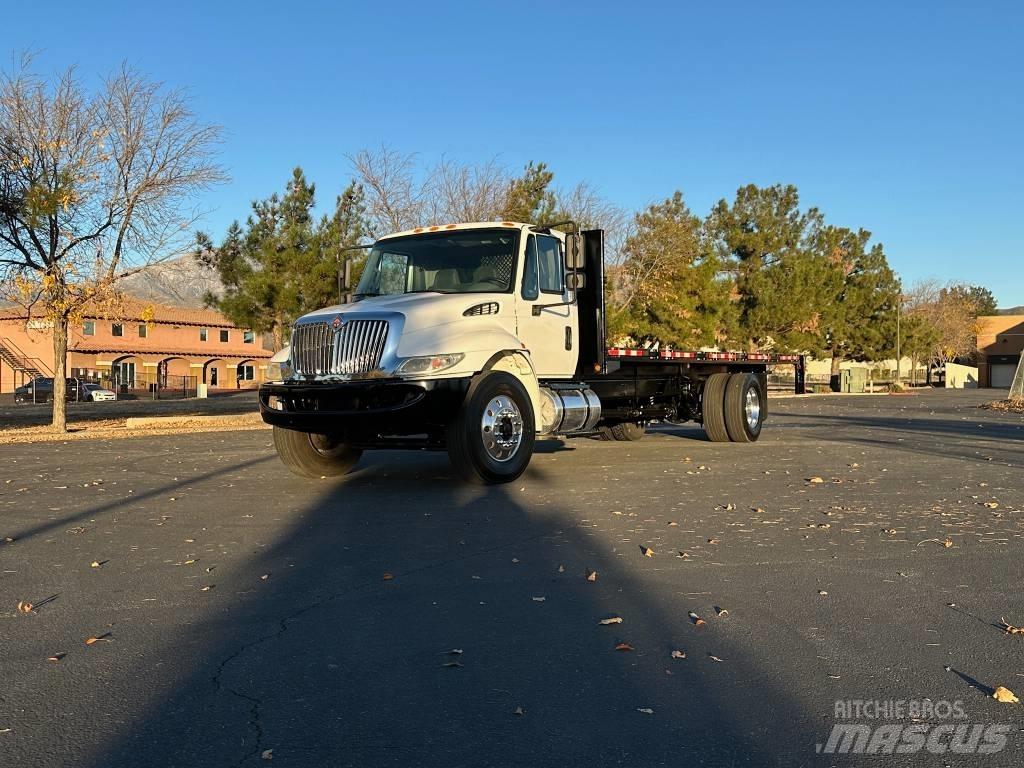 International 4300 Planbiler