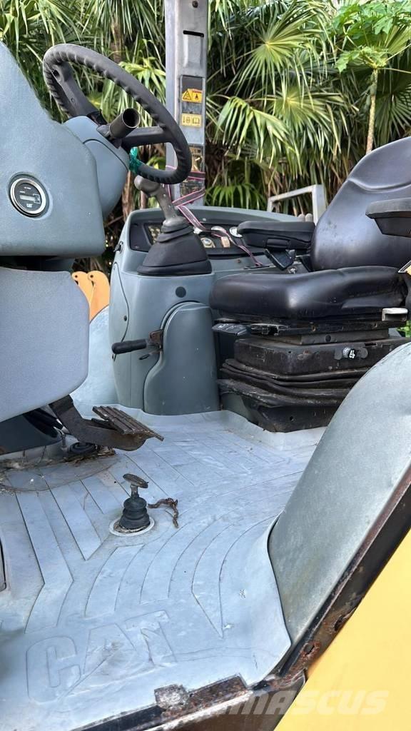 CAT 420 D IT Traktorgravere