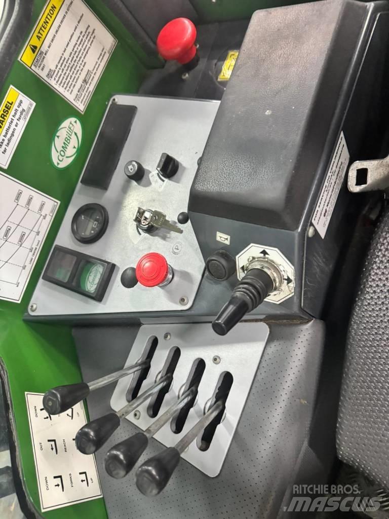 Combilift C 4000 E Sidelaster