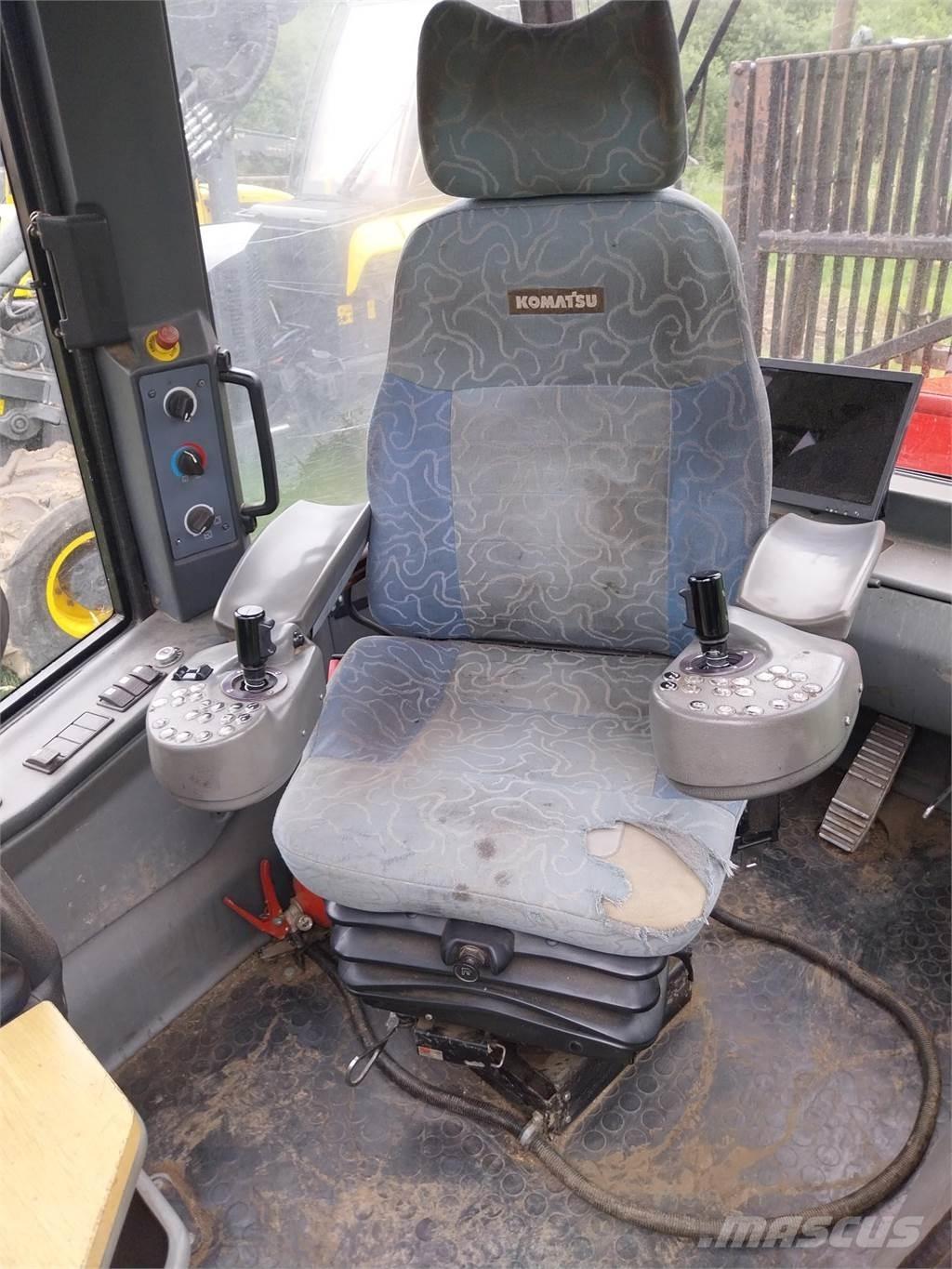 Komatsu 860.4 Lassbærere