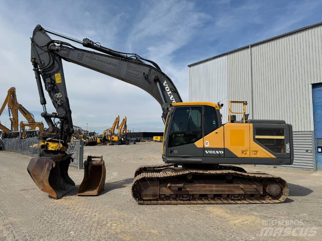 Volvo EC 250 EL Beltegraver