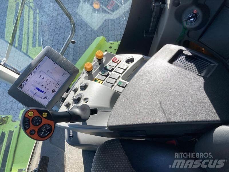 CLAAS LEXION 650 Skurtreskere