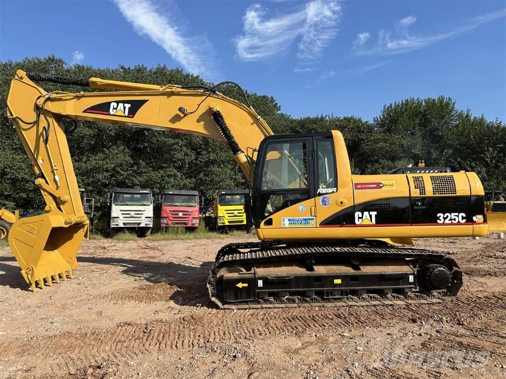 CAT 325 CL Beltegraver