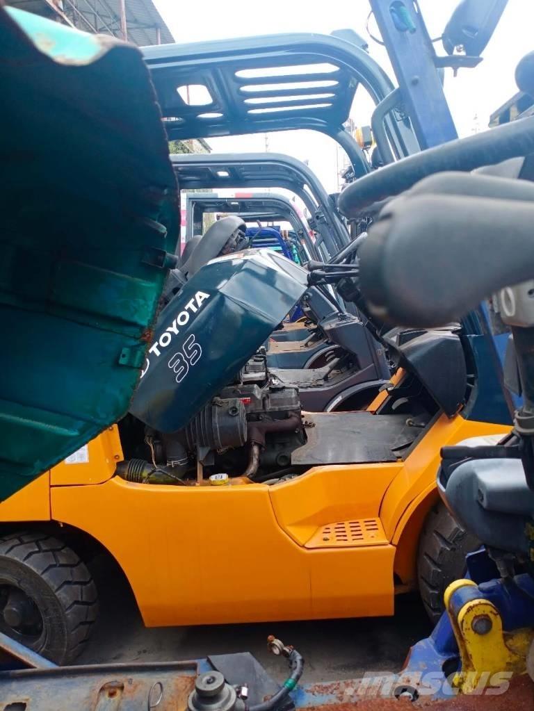 Toyota FD 35 Diesel Trucker
