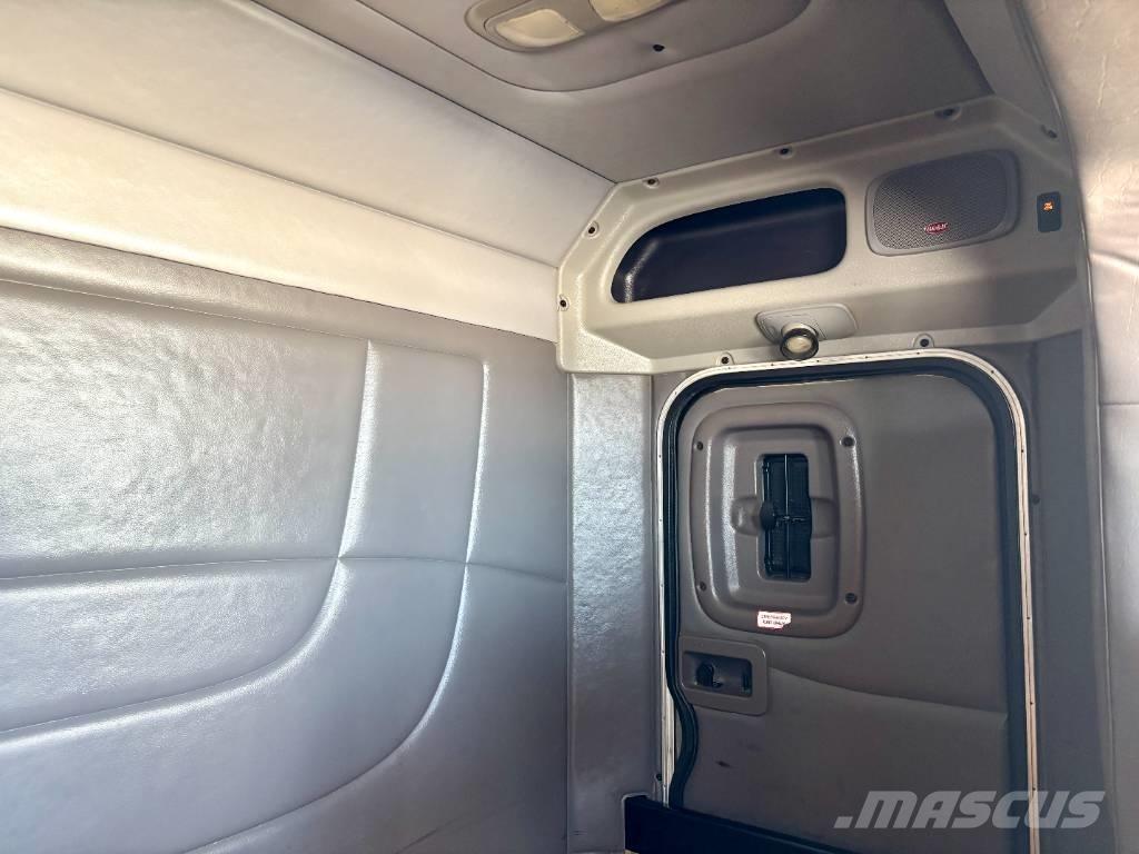 Peterbilt 367 Trekkvogner