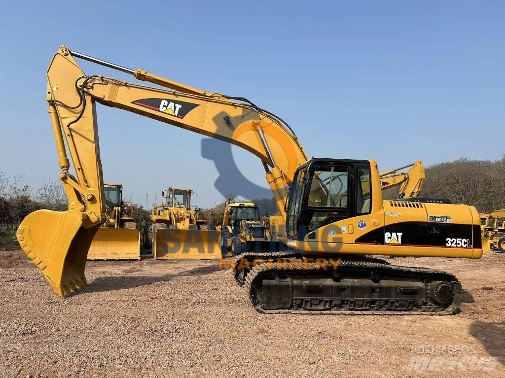 CAT 325 CL Beltegraver