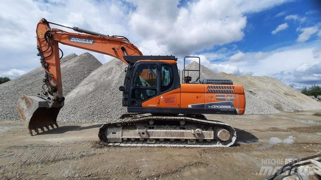 Doosan DX 255 LC-5 Beltegraver