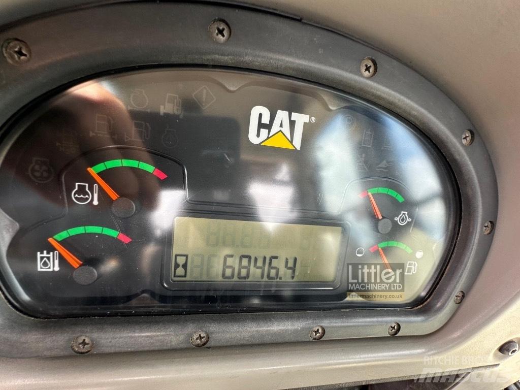 CAT 953D Beltelastere