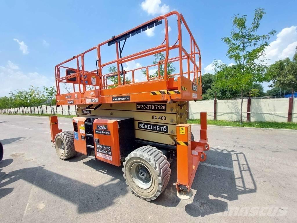 JLG 330 LRT Sakselifter