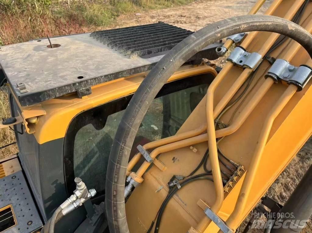 Hyundai Robex 520 VS Beltegraver