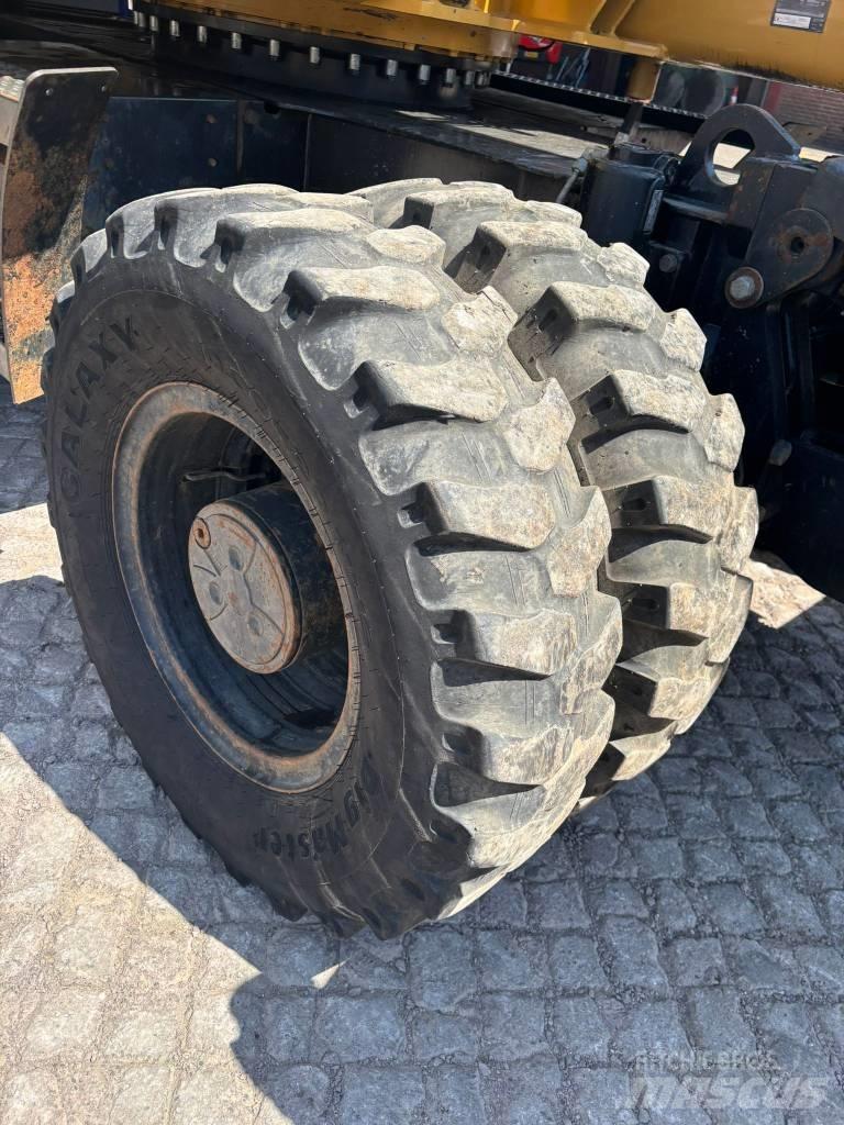 CAT M 313 D Hjulgravere