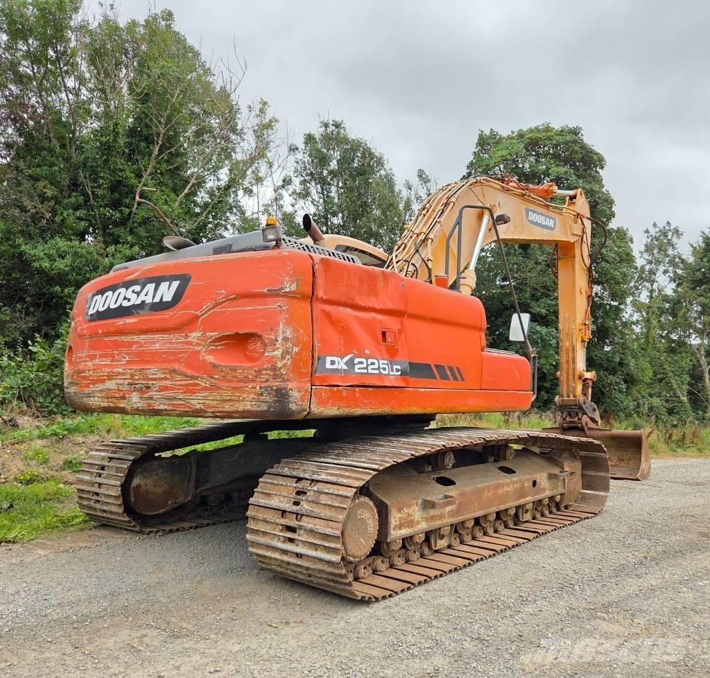 Doosan DX 225 LC Beltegraver