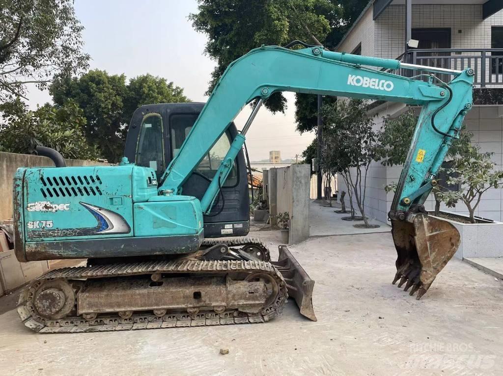 Kobelco SK 75 Beltegraver