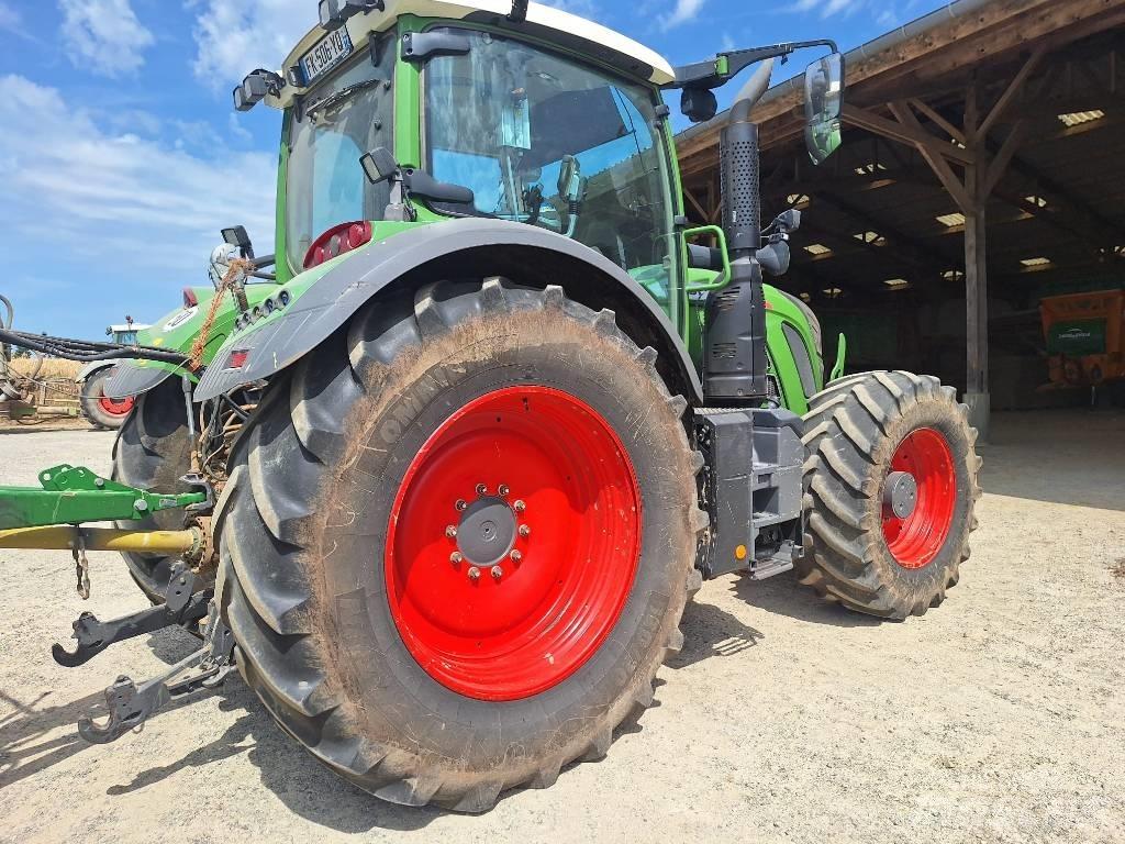 Fendt 718 Traktorer