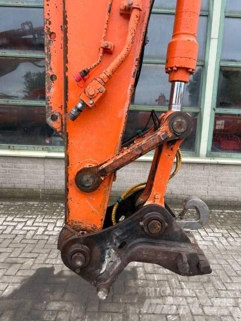 Hitachi ZX 210 LC-3 Beltegraver