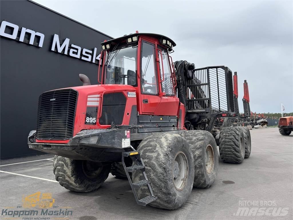 Komatsu 895 Lassbærere