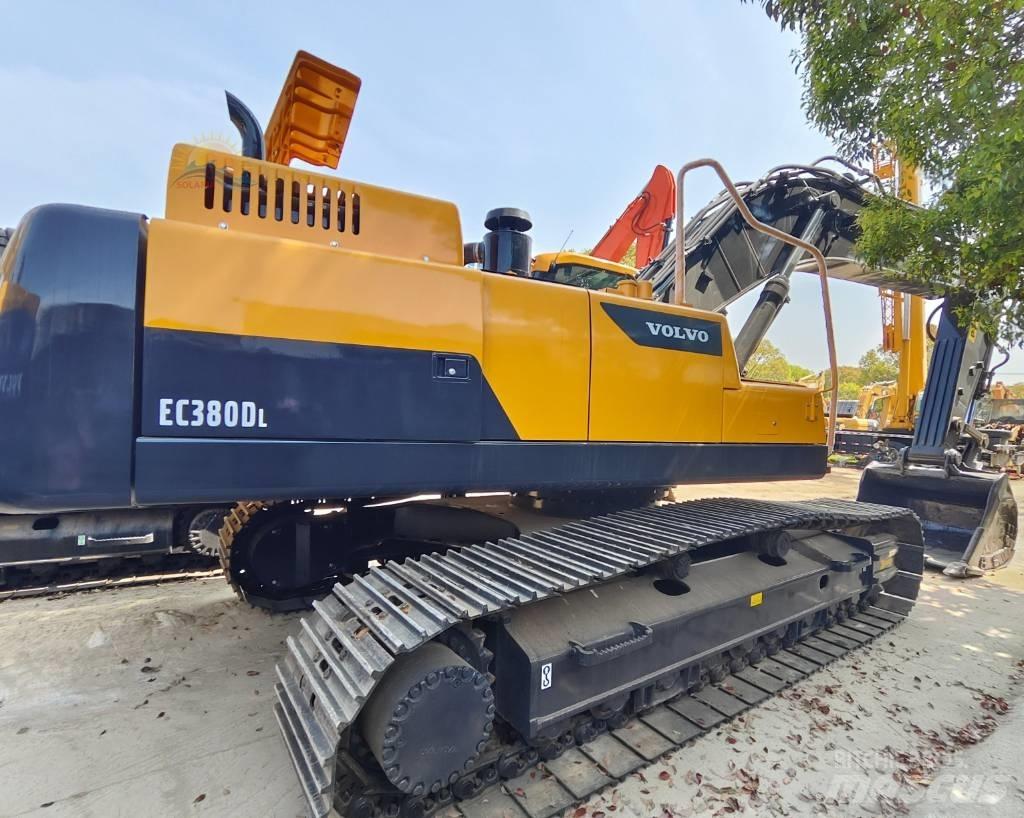 Volvo EC 380 D L Beltegraver