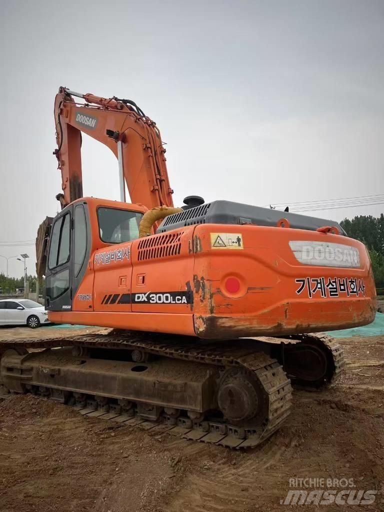 Doosan DX300LCA Beltegraver