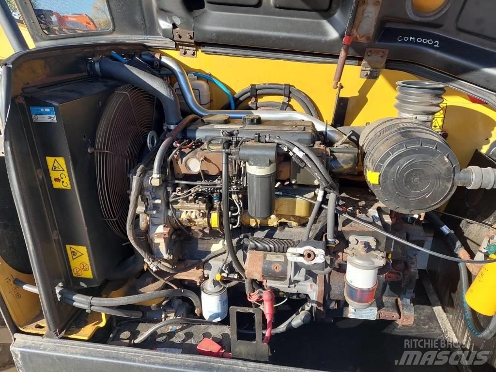 CAT TH 407 Teleskoplastere